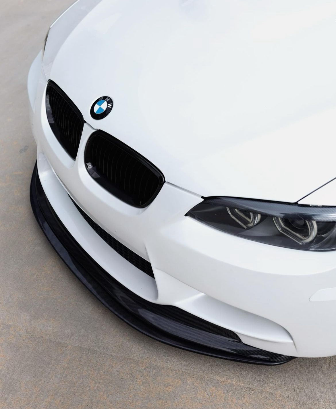 Chassis mounted GTS Lip